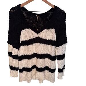 FREE PEOPLE Sweater Size S Petite‎ Stripes Textured Chunky Neutral Minimalist
